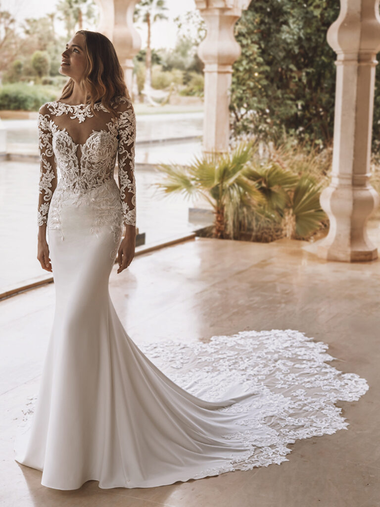 26_Enzoani_PRO_VIENNA_Fro_Web