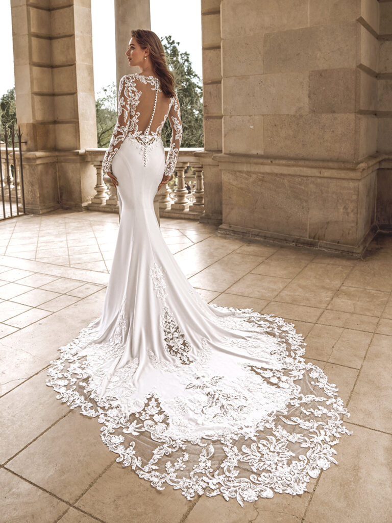 Prive-Felicia-Back